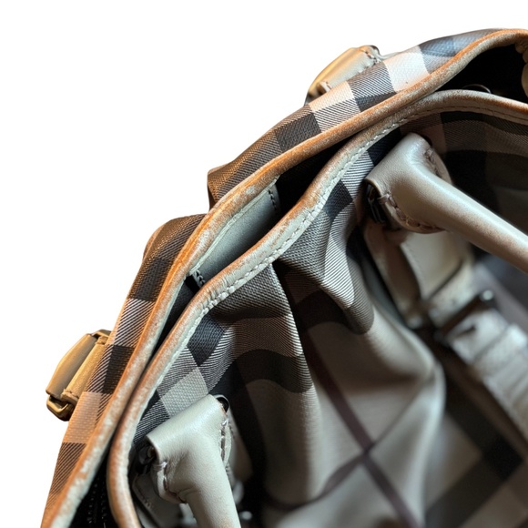 Authentic Burberry Northfield Beige Smoke Check PVC Leather Tote Shoulder Bag - Picture 11 of 11